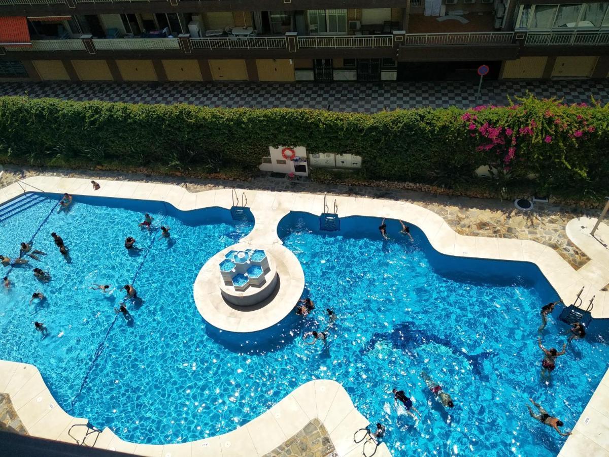 Apartamento Ronda 4 Boliches Primera Linea De Playa Fuengirola Kültér fotó
