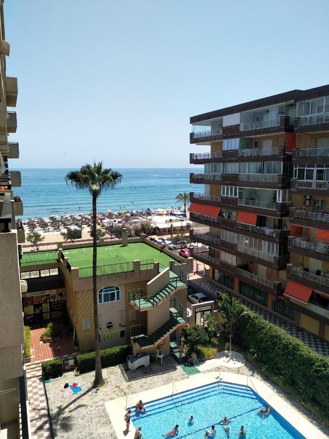 Apartamento Ronda 4 Boliches Primera Linea De Playa Fuengirola Kültér fotó