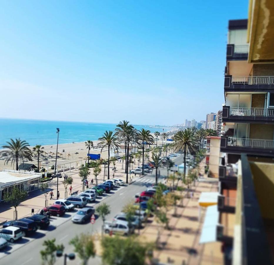 Apartamento Ronda 4 Boliches Primera Linea De Playa Fuengirola Kültér fotó